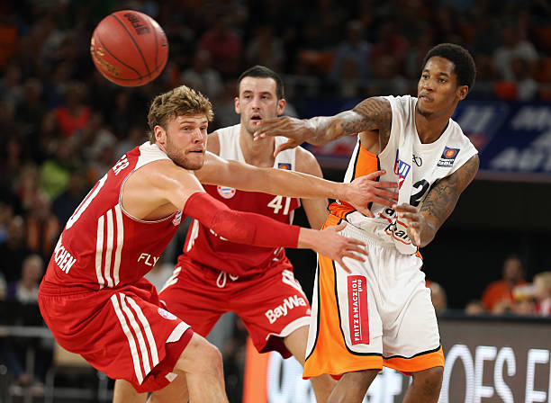 上显得迟缓 上显得迟缓