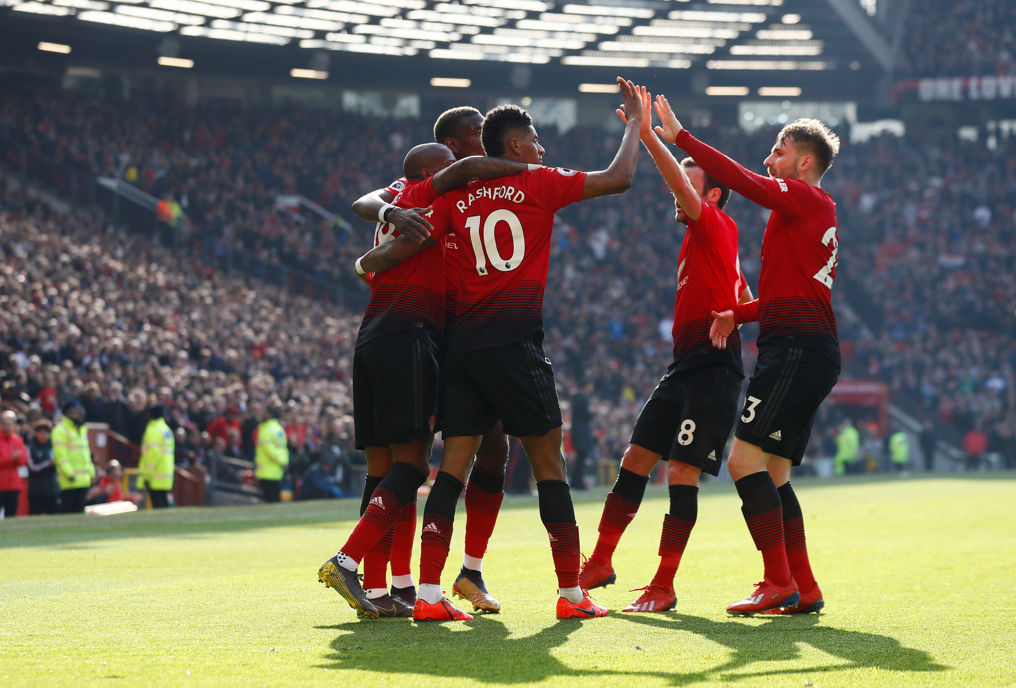 上展现了极 上展现了极